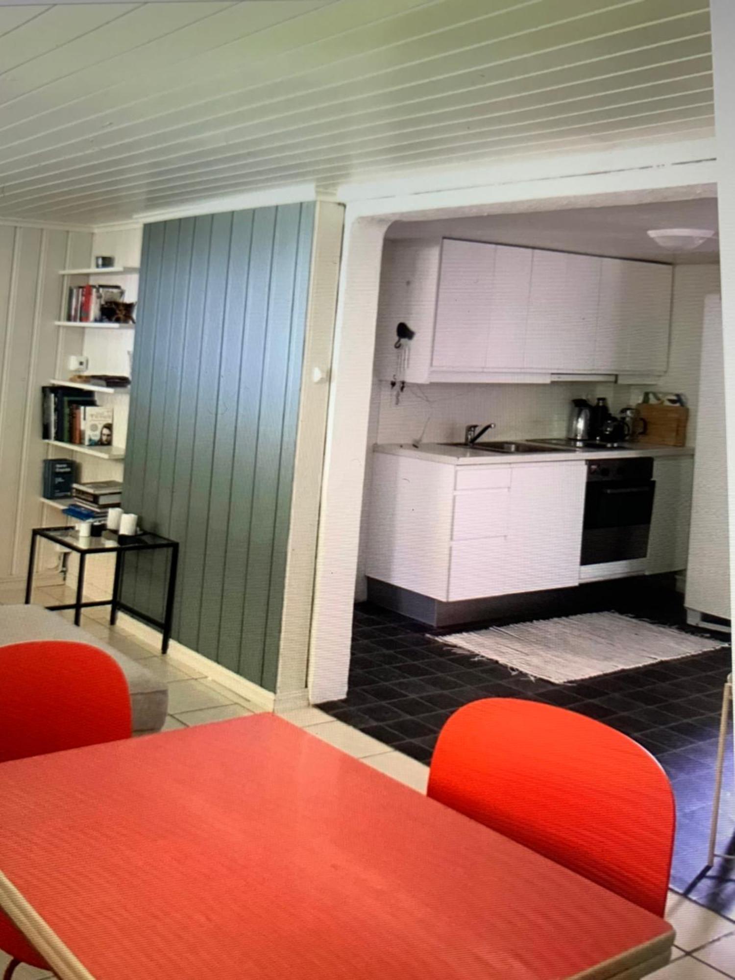 Sentrumsnaer Kjellerleilighet, Naer Sykehus Og Hogskole, Parkering Haugesund Bagian luar foto