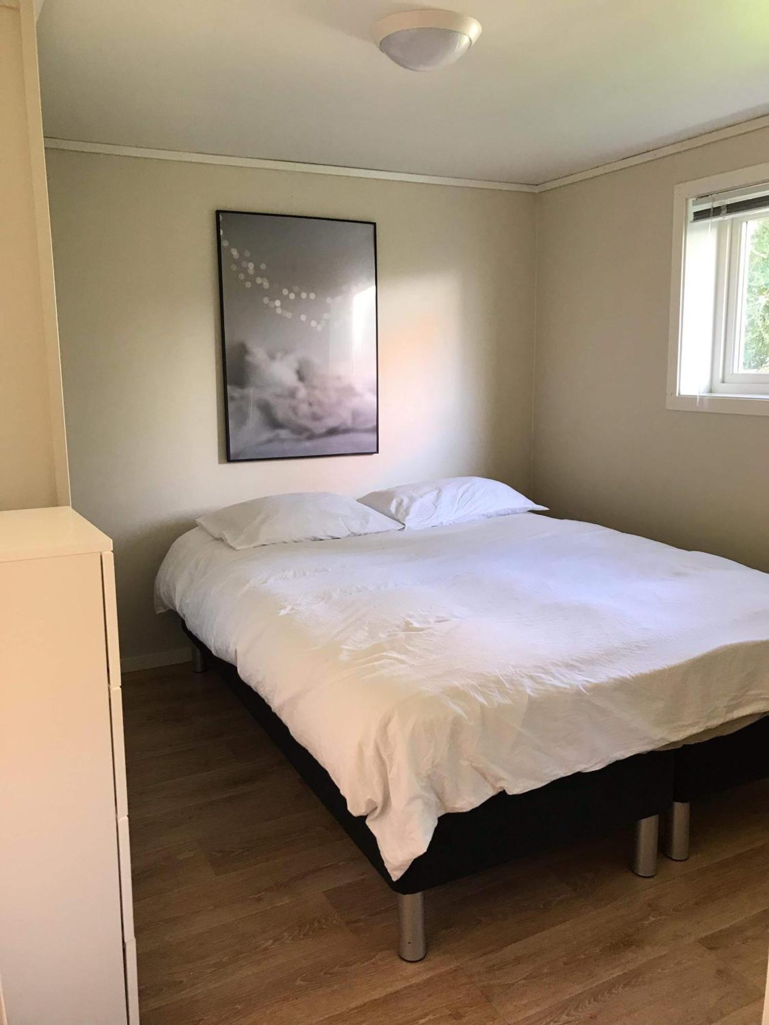 Sentrumsnaer Kjellerleilighet, Naer Sykehus Og Hogskole, Parkering Haugesund Bagian luar foto